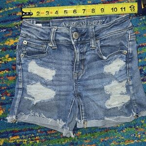 American Eagle jean Shorts size 0 lace underpocket 5" inseam, next level stretch